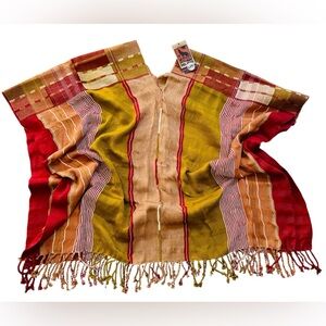 NWT Boutique Poncho Serape Handwoven embroidered Lobos Del Mar